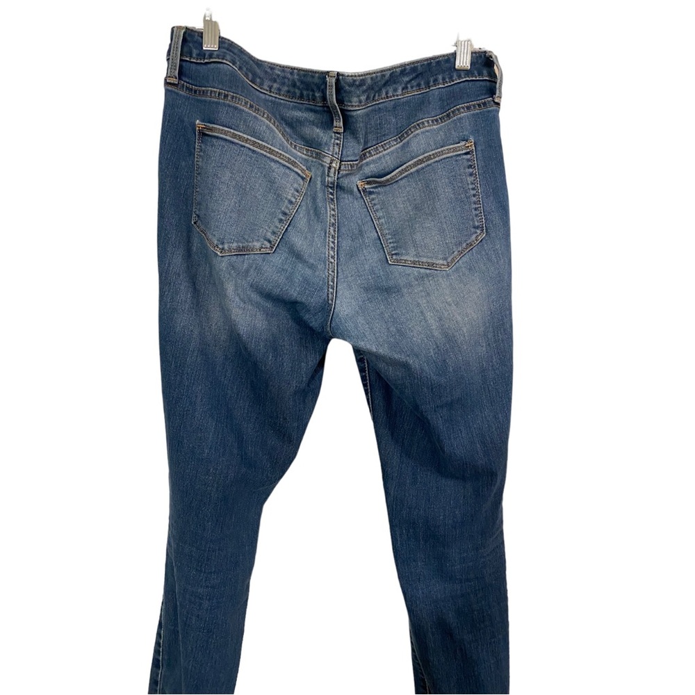 Universal Thread Jeans - Picture 2 of 3